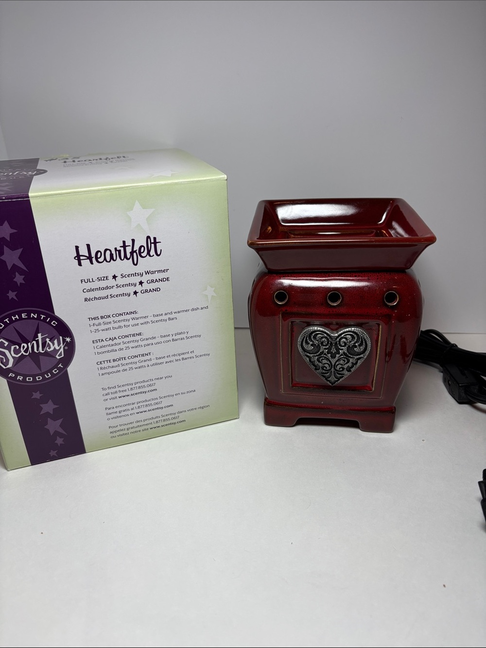 Scentsy Heartfelt Red Ceramic Wax Warmer with Decorative Heart